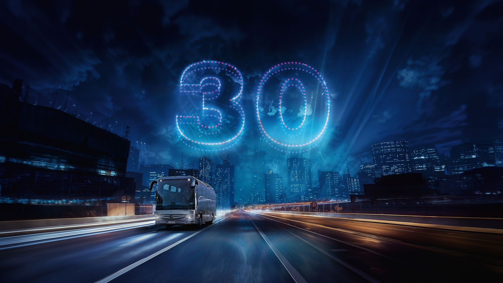 Mercedes-Benz Tourismo: klasik med turističnimi avtobusi je dopolnil 30 let.