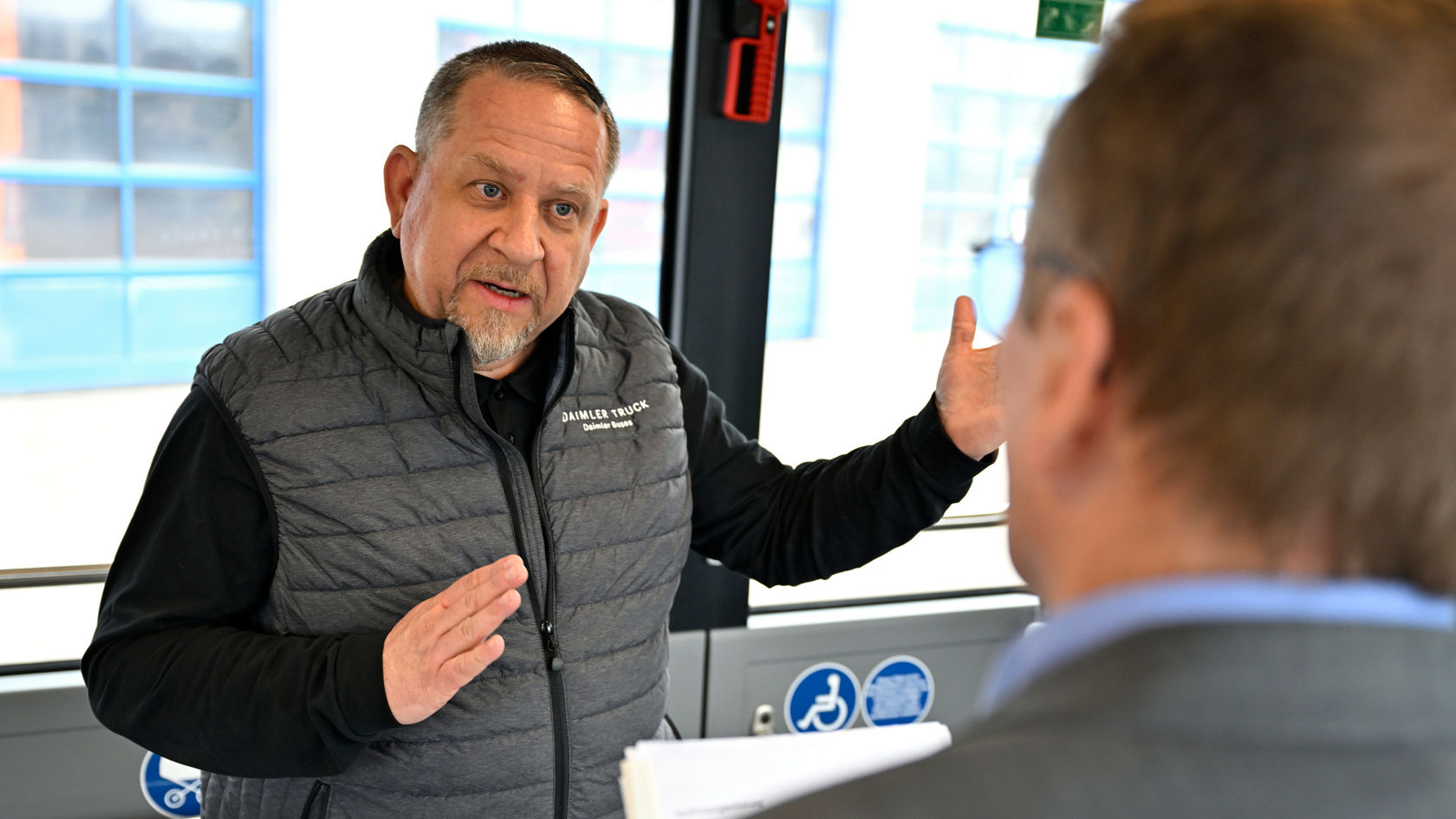 How do you make an electric bus shorter?