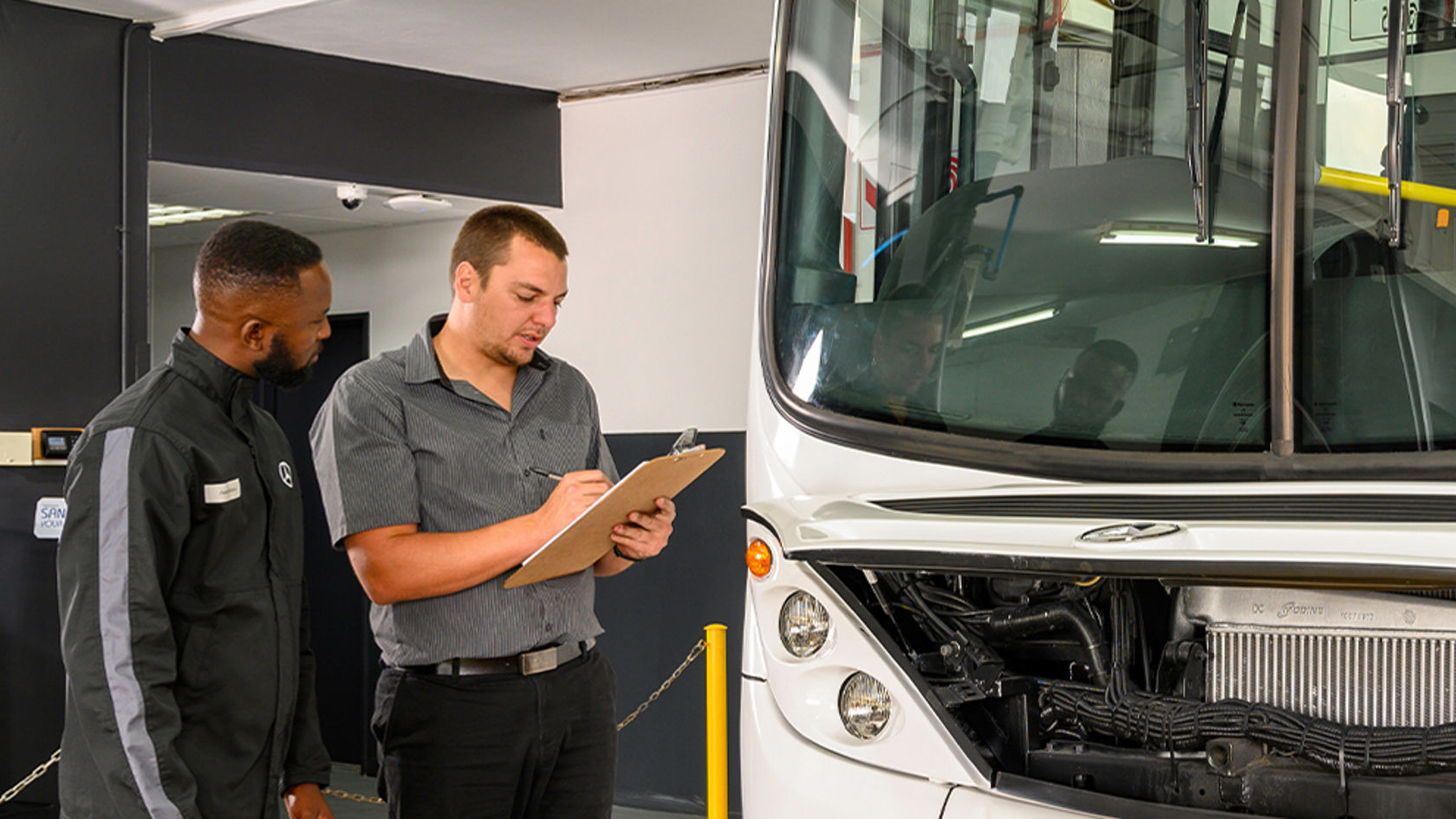 Mercedes-Benz Buses ServiceContracts | Mercedes-Benz Buses South Africa