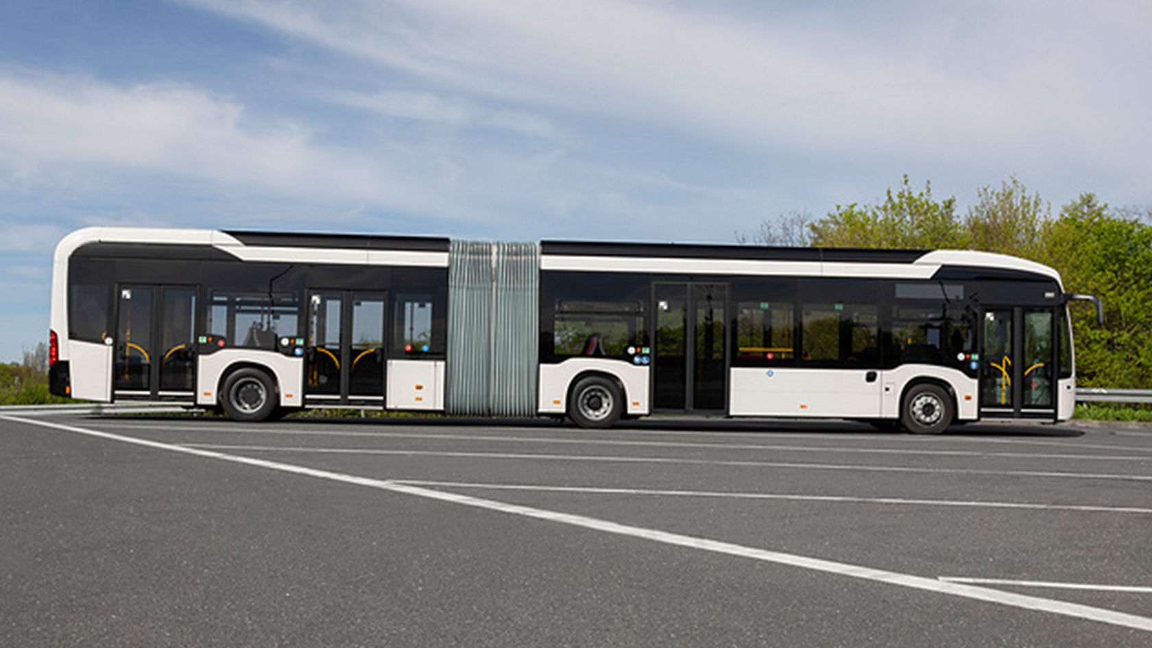 Daimler Buses est le gagnant de l’appel d’offres de la RTM. | Mercedes ...